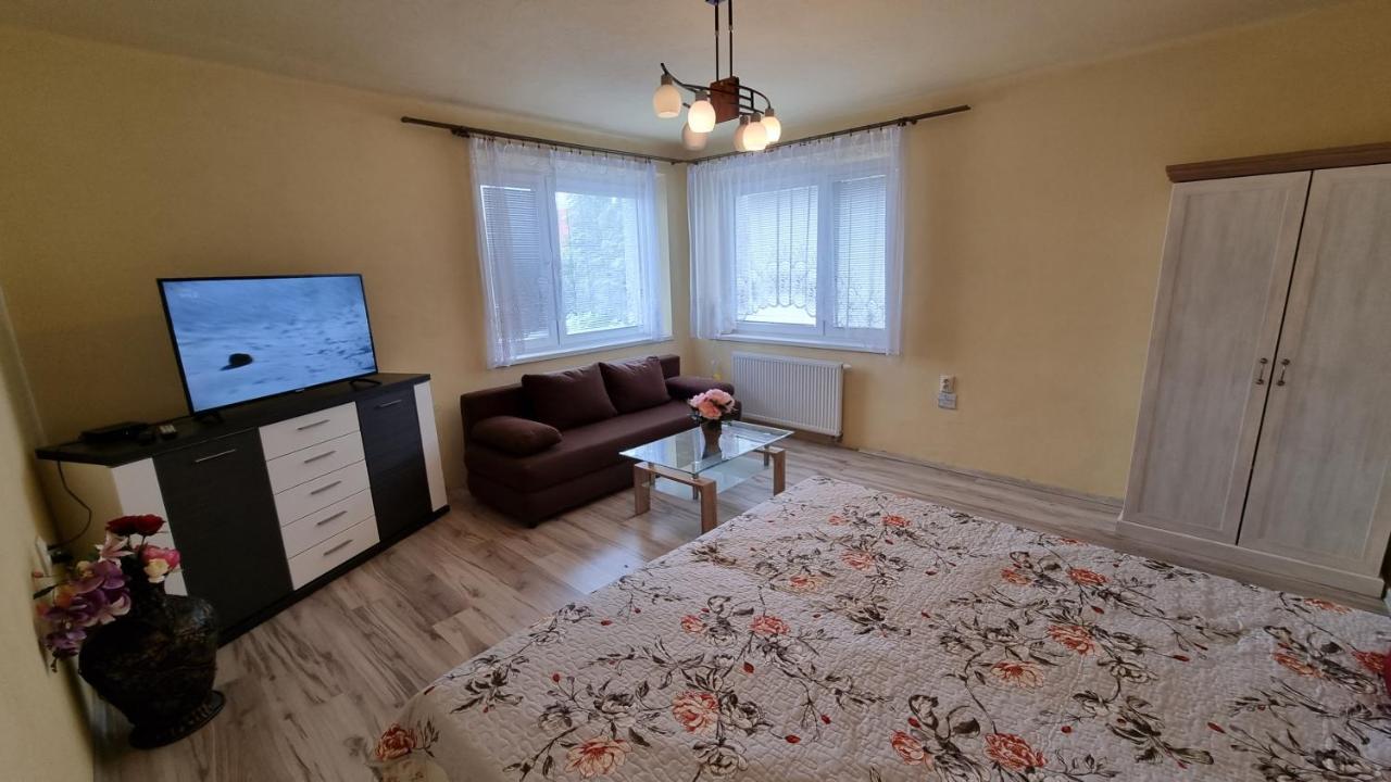 Apartmany Sebastian Pribylina Exteriör bild