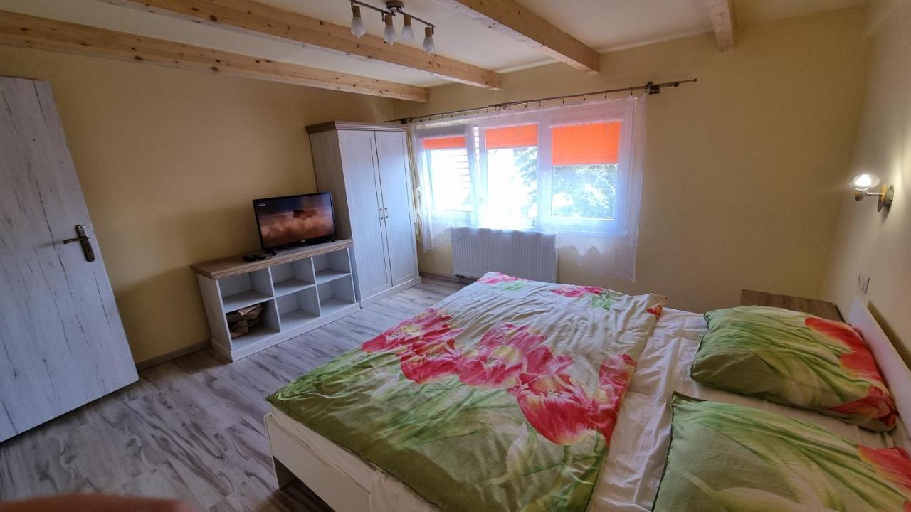 Apartmany Sebastian Pribylina Exteriör bild
