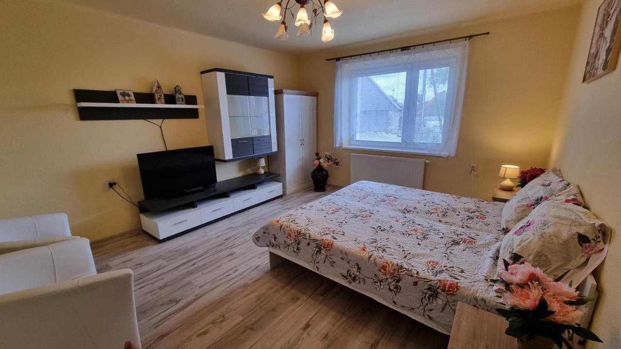 Apartmany Sebastian Pribylina Exteriör bild